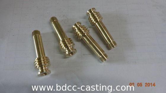 Acoplamientos de latón mecanizados con precisión CNC, fabricados en China por un fabricante profesional