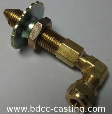 Instalaciones de tuberías de cobre amarillo de encargo del CNC, hechas en fabricante del profesional de China