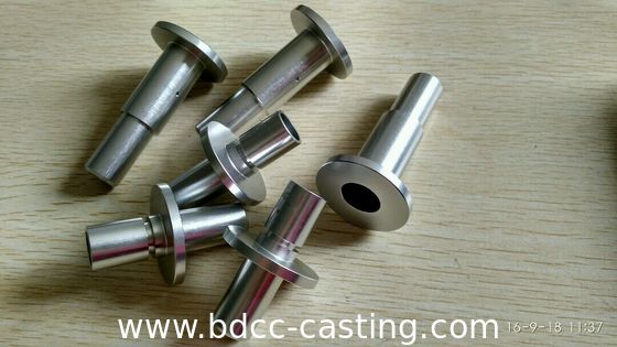 Personalizar piezas torneadas de mecanizado CNC de precisión, fabricadas por un fabricante profesional de China
