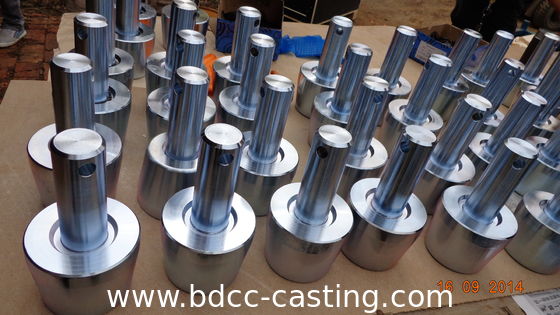 Chasis del vehículo que procesa el montaje del rodillo, piezas que trabajan a máquina modificadas para requisitos particulares de la precisión del CNC con toda clase de finales