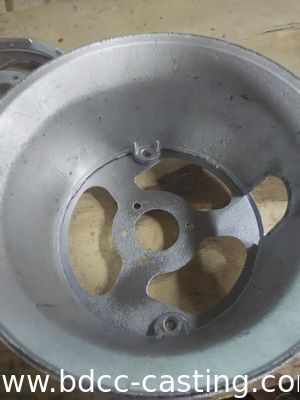 Hierro fundido dúctil personalizado con todo tipo de acabados, fabricado por un fabricante profesional chino