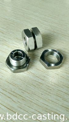 La aduana toda clase de materiales, una variedad de especificaciones, proceso mecánico parte; juntas, instalaciones de tuberías, echando