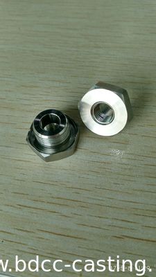 La aduana toda clase de materiales, una variedad de especificaciones, proceso mecánico parte; juntas, instalaciones de tuberías, echando