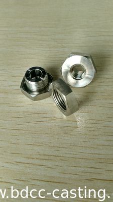 La aduana toda clase de materiales, una variedad de especificaciones, proceso mecánico parte; juntas, instalaciones de tuberías, echando