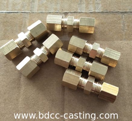 Procesamiento personalizado de todo tipo de conexiones de tuberías, adaptadores, mecanizado CNC, conexiones de latón, tuercas y pernos de latón. Conexiones de latón roscadas
