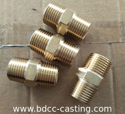 Procesamiento personalizado de todo tipo de conexiones de tuberías, adaptadores, mecanizado CNC, conexiones de latón, tuercas y pernos de latón. Conexiones de latón roscadas