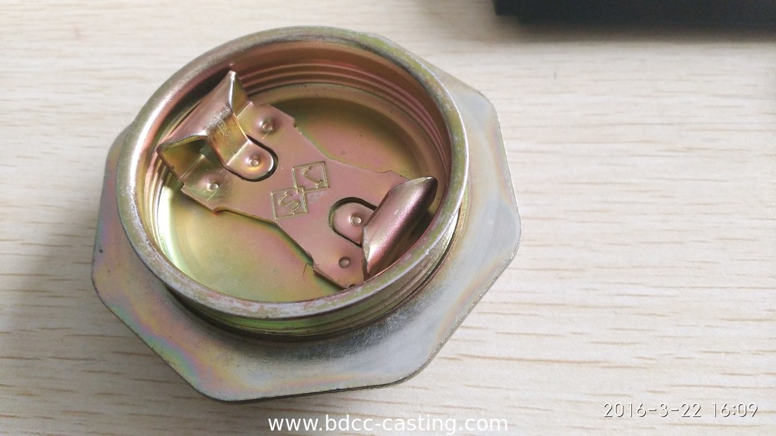 Ampliamente utilizado en la fabricación de tapas (tapas), tambores (cubos), latas, lubricantes, pinturas, productos químicos, petróleo, granos y aceites.