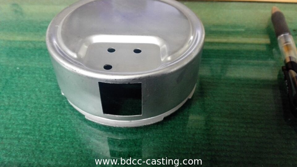 carcasas para manómetros, piezas de estampado de metal de acero inoxidable con todo tipo de acabados, piezas de estampado