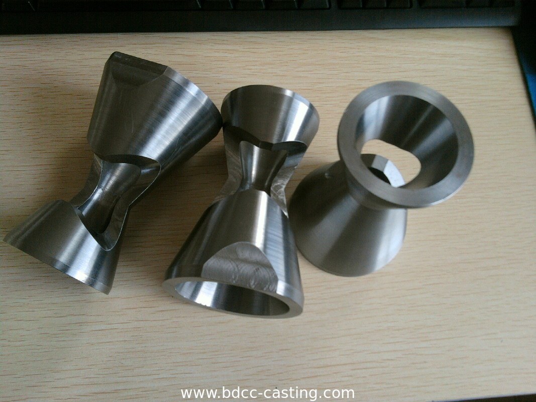 Chasis del vehículo que procesa el montaje del rodillo, piezas que trabajan a máquina modificadas para requisitos particulares de la precisión del CNC con toda clase de finales