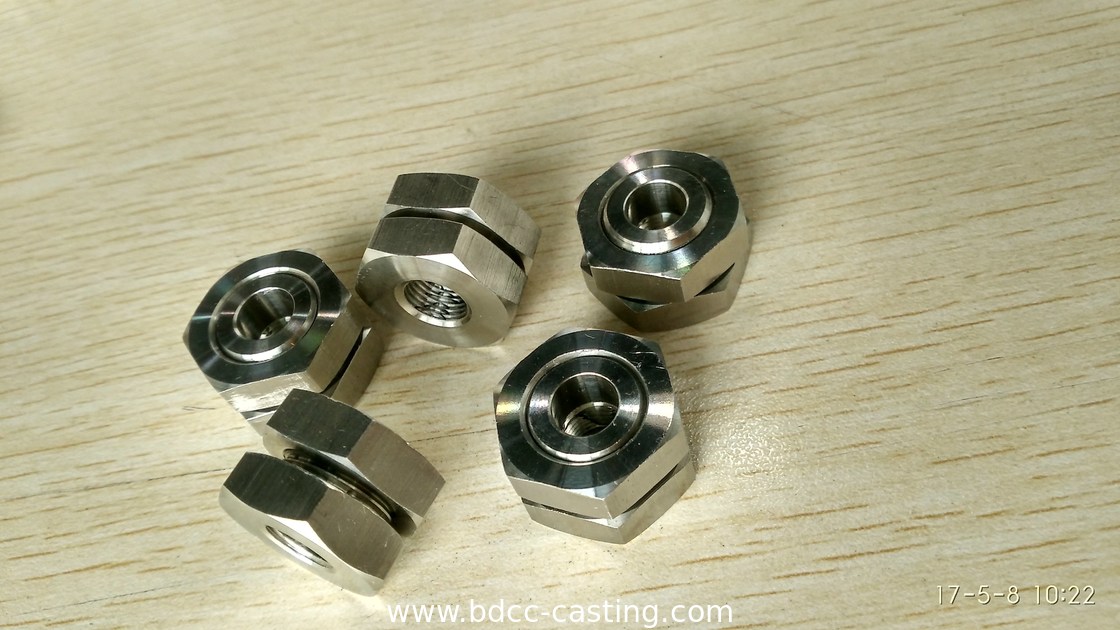 Personalizamos todo tipo de materiales, una variedad de especificaciones, piezas de mecanizado; juntas, accesorios de tubería, fundición.