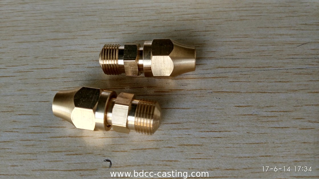 Conexión de GLP con orificios de 0,18 mm, las diversas conexiones de GLP, conexión de latón personalizada, fabricante profesional hecho en China