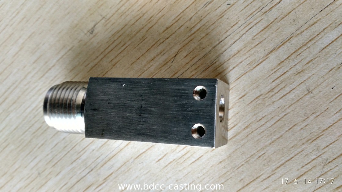 Personalizamos todo tipo de materiales, una variedad de especificaciones, piezas de mecanizado; juntas, accesorios de tubería, fundición.